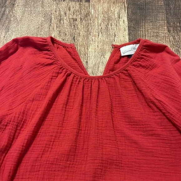Universal Thread Pleaded Gauze Red Bell Sleeve Top M - Picture 5 of 8
